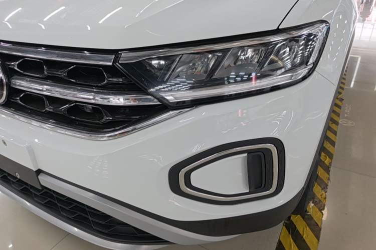 Used Volkswagen T-ROC 2026 Model 280TSI DSG Two-Wheel Drive Shiguang Edition Left Front Headlight