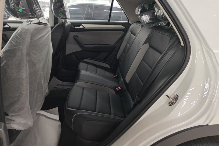 Used Volkswagen T-ROC 2026 Model 280TSI DSG Two-Wheel Drive Shiguang Edition Left Rear Seat