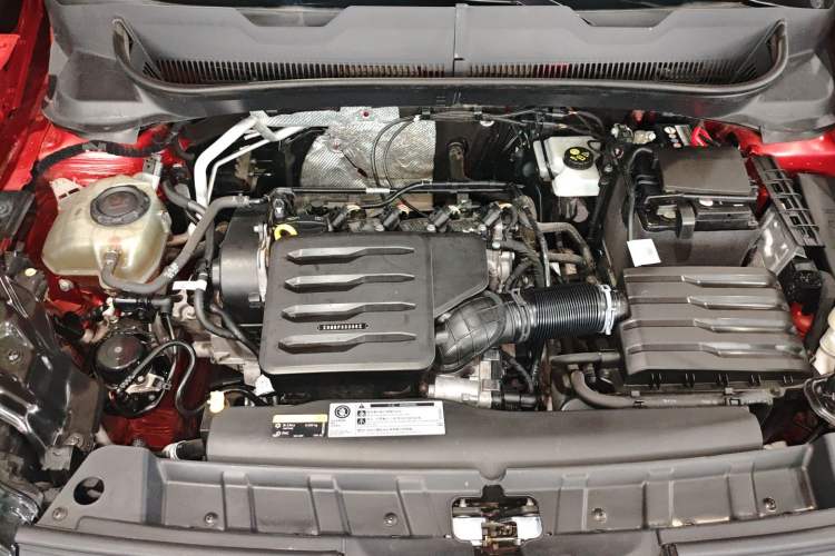 Used Volkswagen Tacqua 2020 1.5L Automatic Yue Engine Bay