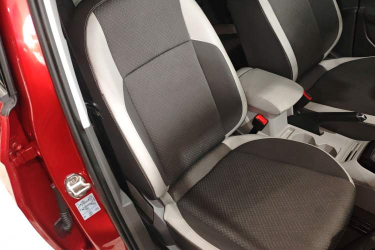 Used Volkswagen Tacqua 2020 1.5L Automatic Yue Right Front Seat