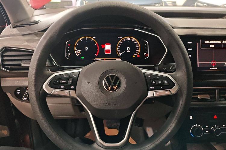 Used Volkswagen Tacqua 2020 1.5L Automatic Yue Steering Wheel
