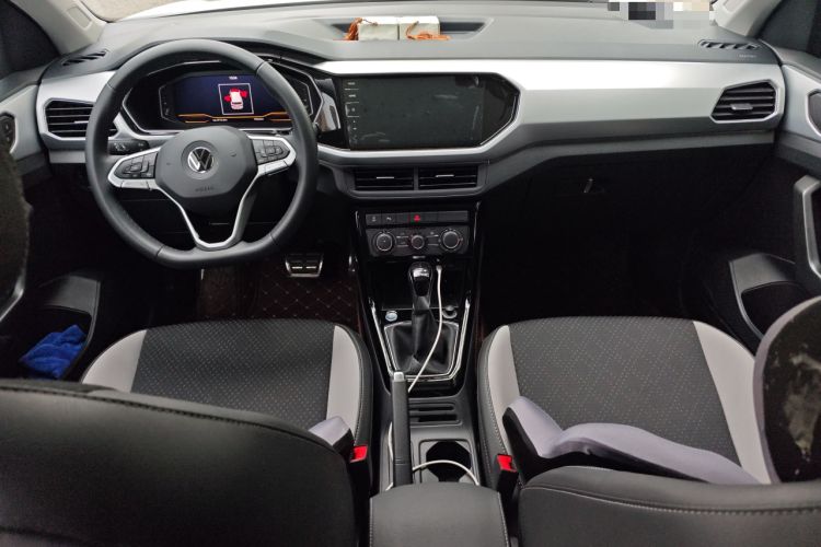 Used Volkswagen Tacqua 2021 280TSI DSG R-Line Connected Version Center Console