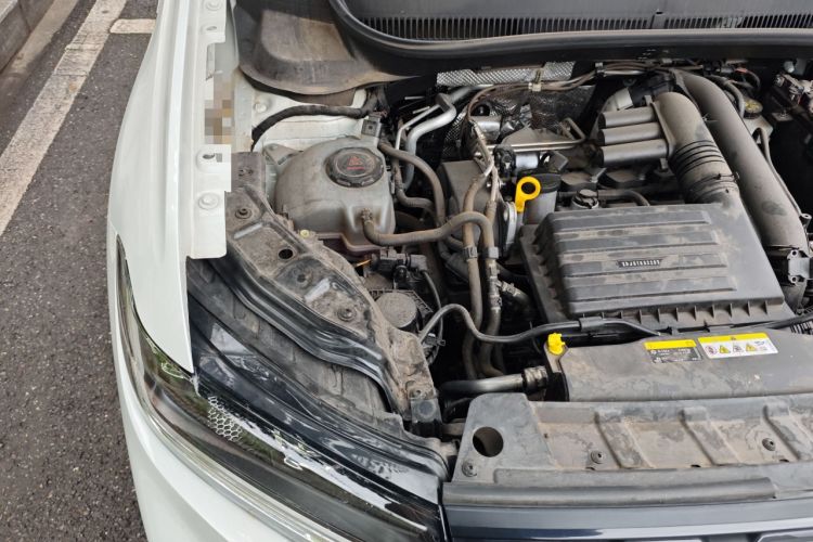 Used Volkswagen Tacqua 2021 280TSI DSG R-Line Connected Version Engine Bay Right