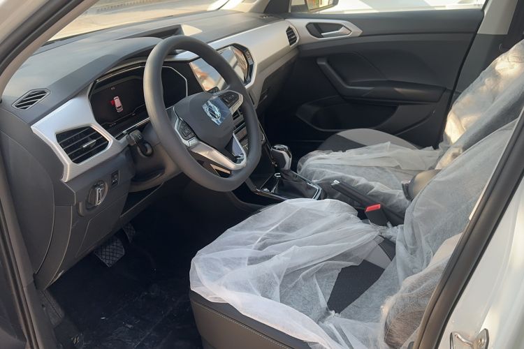 Used Volkswagen Tacqua 2023 200TSI DSG Joy-Connect Edition Interior 1