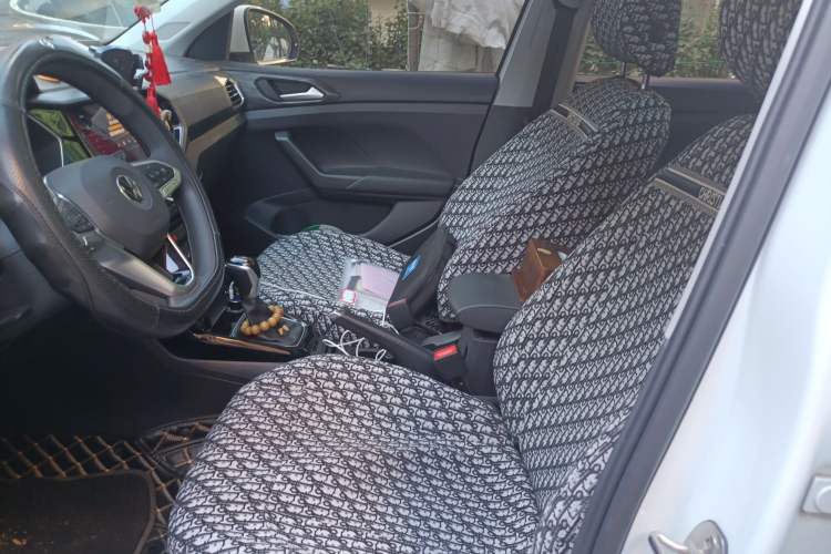 Used Volkswagen Tacqua 2020 1.5L Automatic Yue Left Front Seat