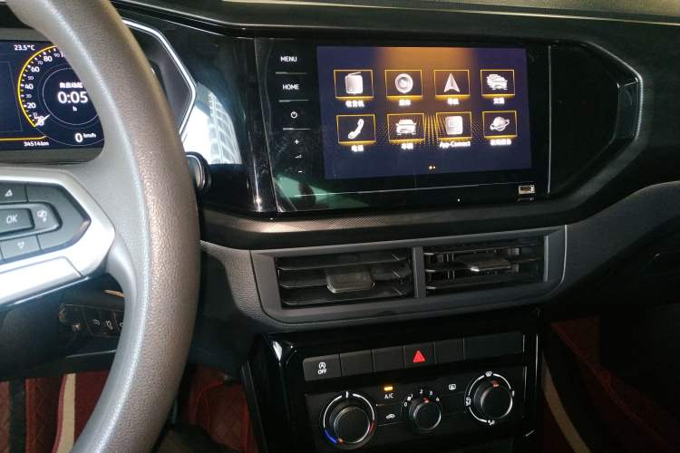 Used Volkswagen Tacqua 2020 1.5L Automatic Yue Audio And AC Panel