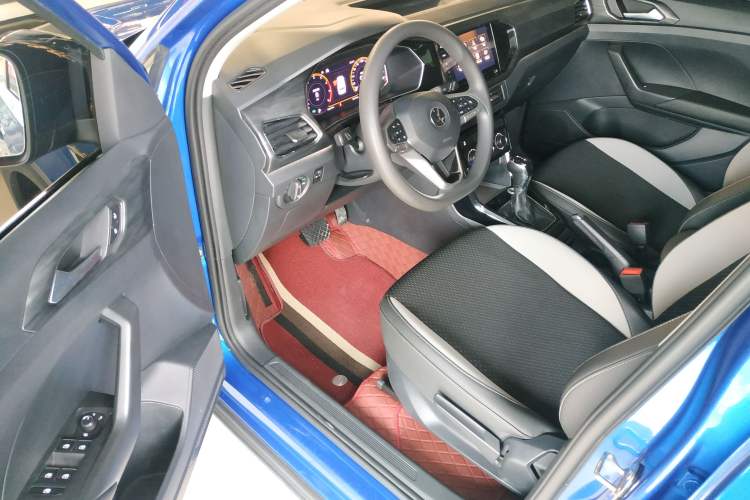 Used Volkswagen Tacqua 2020 1.5L Automatic Yue Driver Seat