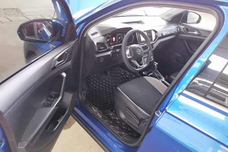 Used Volkswagen Tacqua 2020 1.5L Automatic Yue Driver Seat