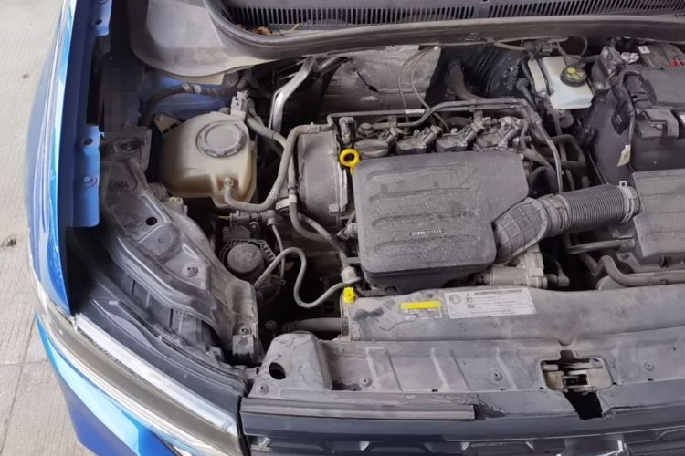 Used Volkswagen Tacqua 2020 1.5L Automatic Yue Engine Bay Right