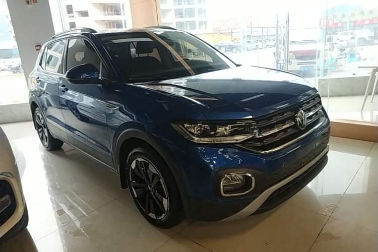 Used Volkswagen Tacqua 2020 1.5L Automatic Yue Front Right 45 Deg