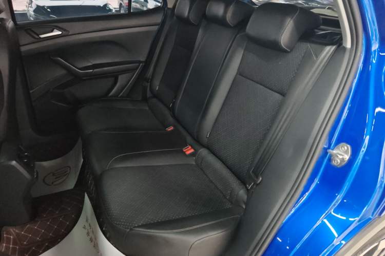Used Volkswagen Tacqua 2020 1.5L Automatic Yue Interior 1