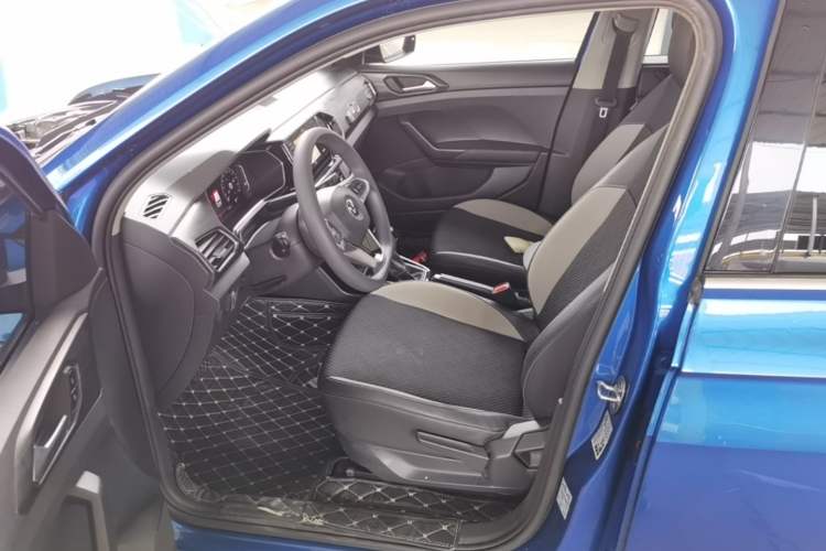 Used Volkswagen Tacqua 2020 1.5L Automatic Yue Left Front Seat