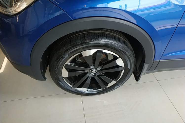 Used Volkswagen Tacqua 2020 1.5L Automatic Yue Left Front Wheel Hub