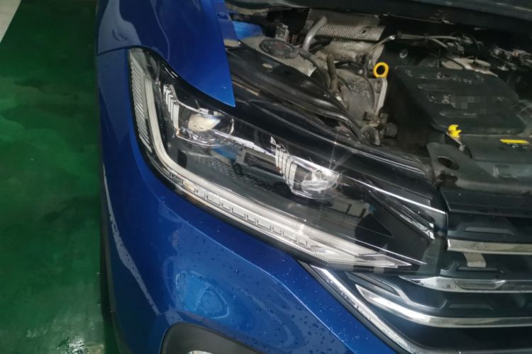 Used Volkswagen Tacqua 2020 1.5L Automatic Yue Right Front Headlight