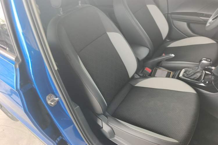Used Volkswagen Tacqua 2020 1.5L Automatic Yue Right Front Seat