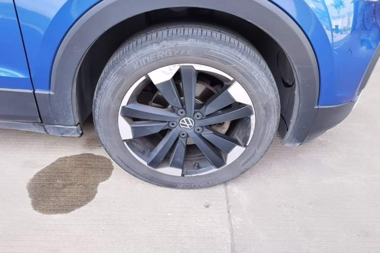 Used Volkswagen Tacqua 2020 1.5L Automatic Yue Right Front Wheel Hub