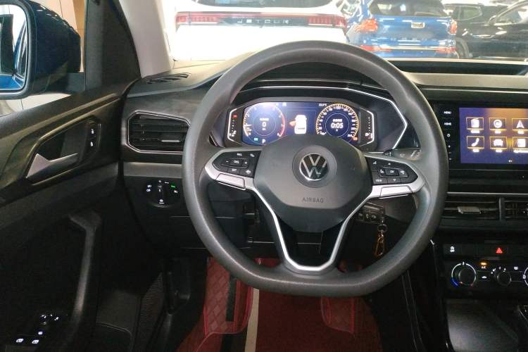 Used Volkswagen Tacqua 2020 1.5L Automatic Yue Steering Wheel