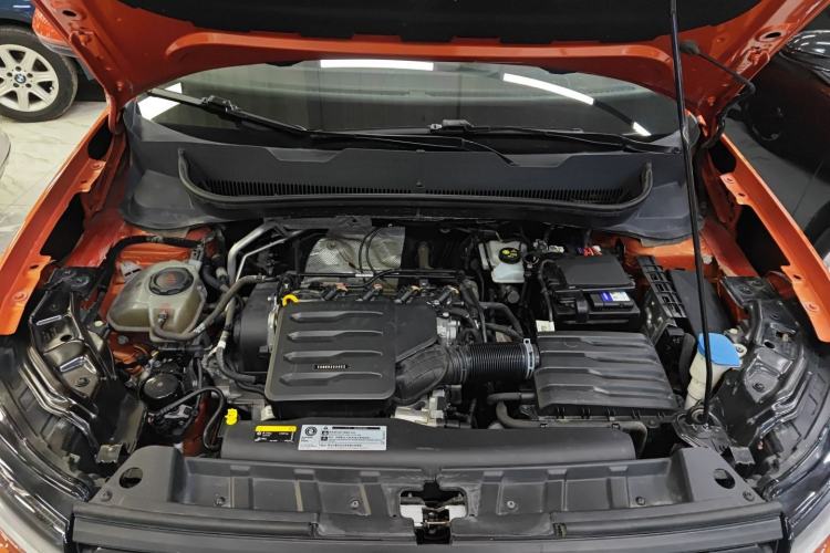 Used Volkswagen Tacqua 2020 1.5L Automatic Yue Engine Bay