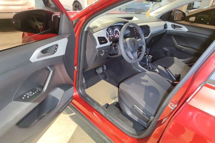 Used Volkswagen Tacqua 2020 1.5L Automatic Shang Driver Seat