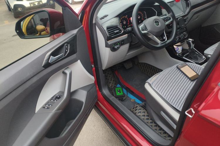 Used Volkswagen Tacqua 2020 1.5L Automatic Yue Driver Seat