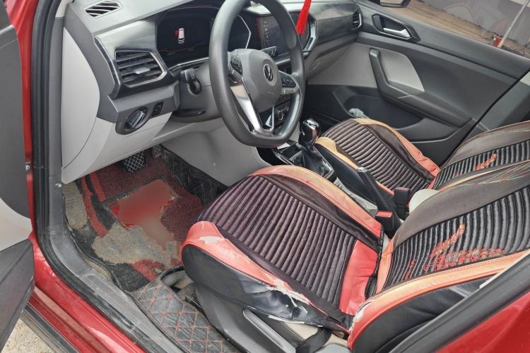 Used Volkswagen Tacqua 2020 1.5L Automatic Yue Driver Seat
