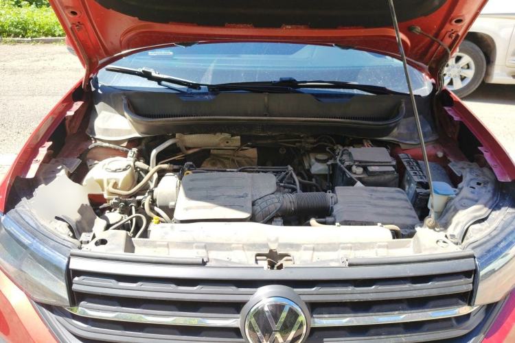 Used Volkswagen Tacqua 2020 1.5L Automatic Shang Engine Bay