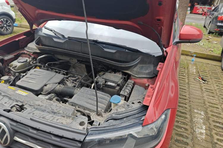 Used Volkswagen Tacqua 2020 1.5L Automatic Shang Engine Bay Left