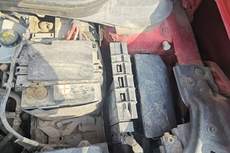 Used Volkswagen Tacqua 2020 1.5L Automatic Yue Engine Bay Left