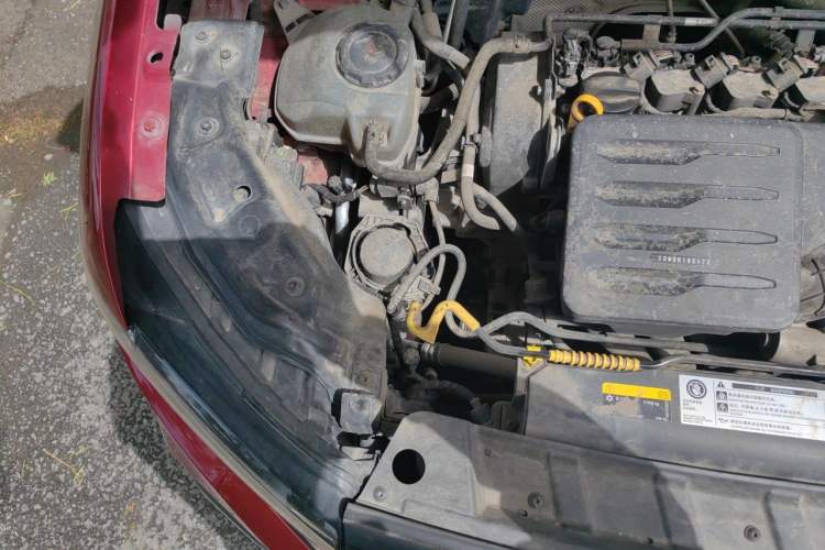 Used Volkswagen Tacqua 2020 1.5L Automatic Yue Engine Bay Right