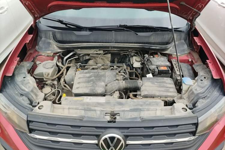 Used Volkswagen Tacqua 2020 1.5L Automatic Shang Engine Bay