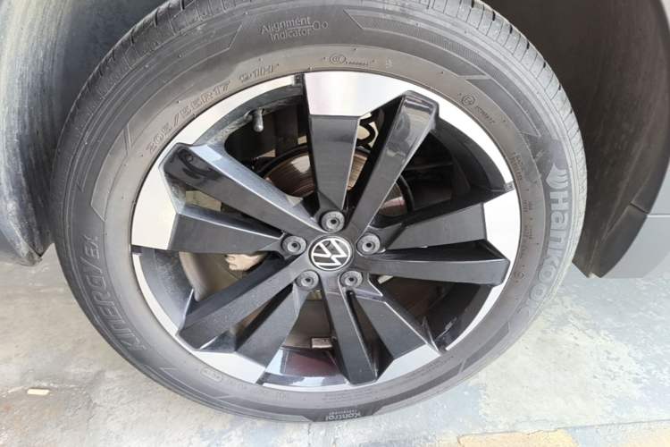 Used Volkswagen Tacqua 2020 1.5L Automatic Yue Exterior 1