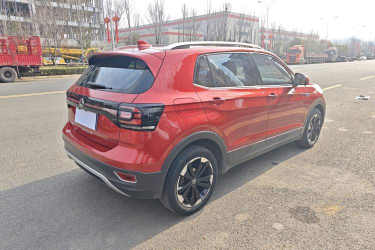 Used Volkswagen Tacqua 2020 1.5L Automatic Yue Exterior 6