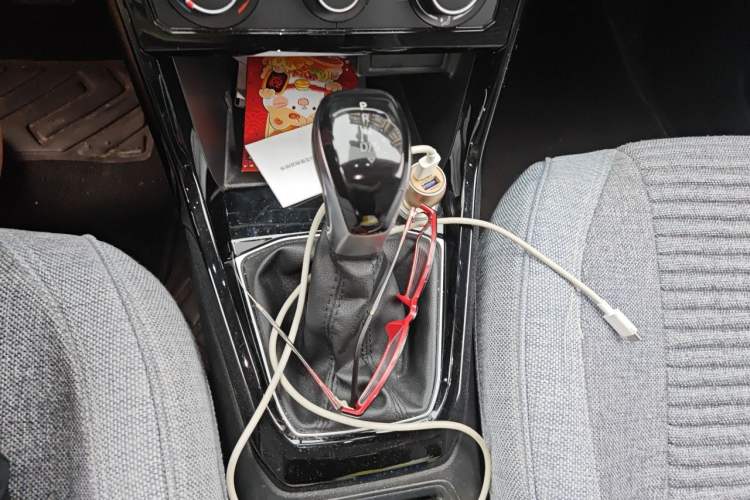 Used Volkswagen Tacqua 2020 1.5L Automatic Yue Gear Lever