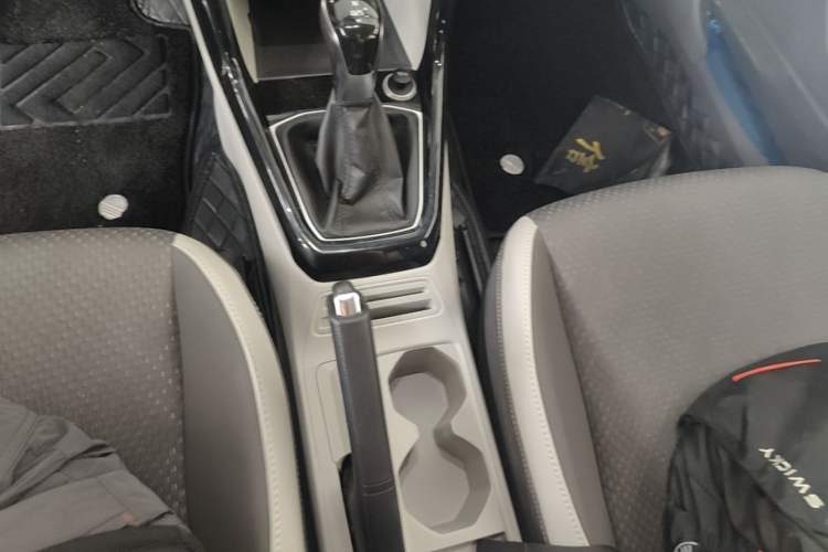 Used Volkswagen Tacqua 2020 1.5L Automatic Yue Gear Lever