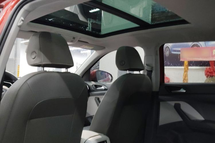 Used Volkswagen Tacqua 2020 1.5L Automatic Yue Headliner