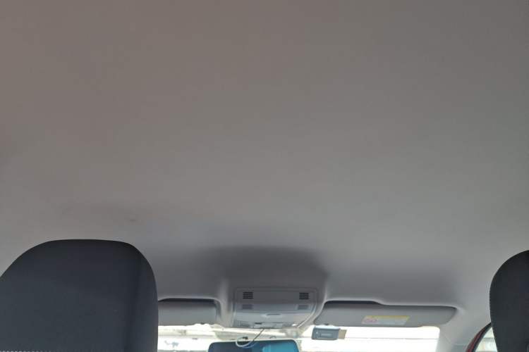 Used Volkswagen Tacqua 2020 1.5L Automatic Shang Headliner
