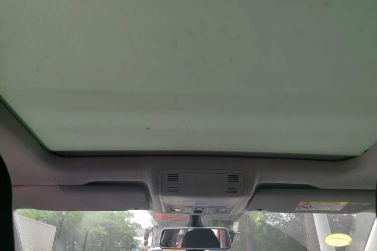 Used Volkswagen Tacqua 2020 1.5L Automatic Yue Headliner