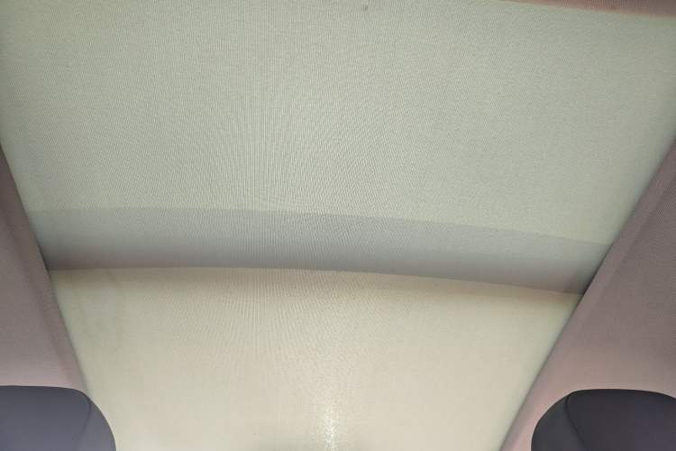 Used Volkswagen Tacqua 2020 1.5L Automatic Yue Headliner