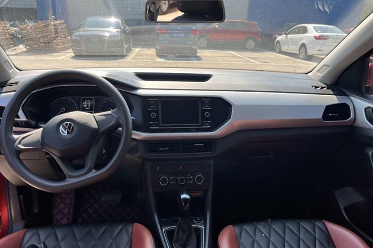 Used Volkswagen Tacqua 2020 1.5L Automatic Shang Interior 1