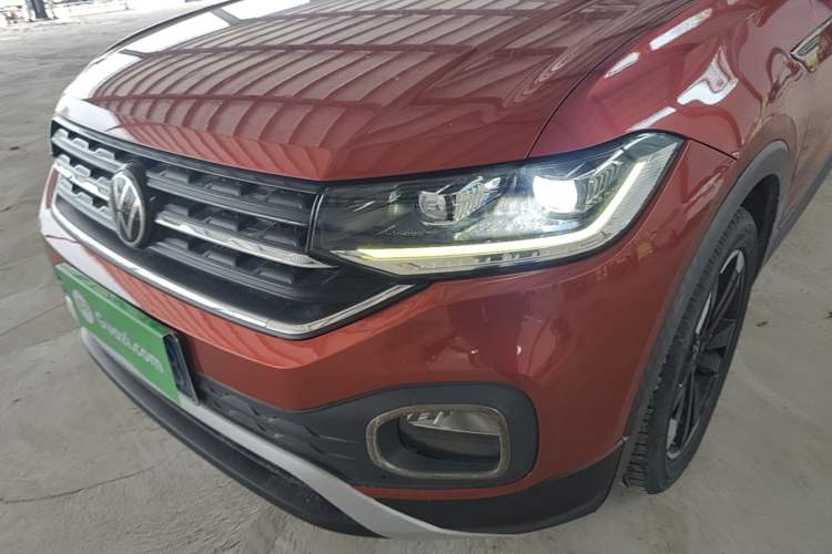 Used Volkswagen Tacqua 2020 1.5L Automatic Yue Left Front Headlight