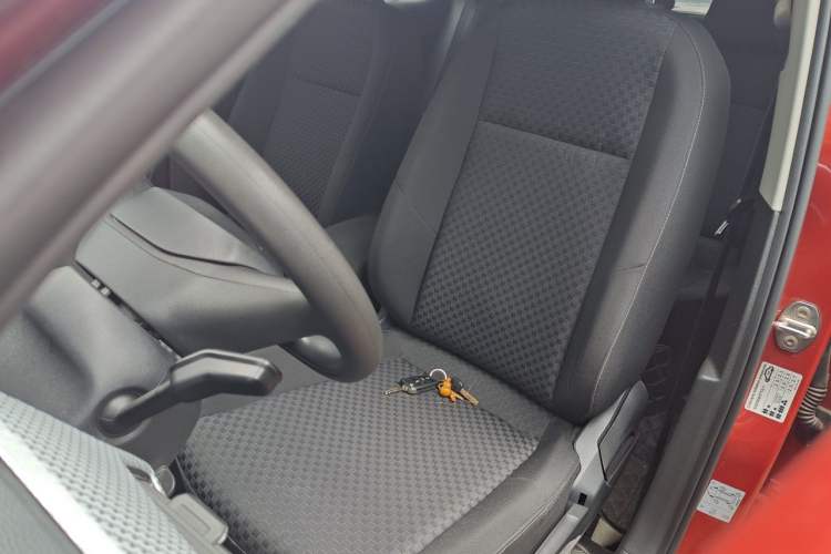 Used Volkswagen Tacqua 2020 1.5L Automatic Shang Left Front Seat
