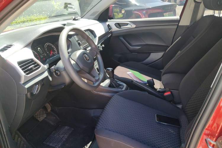 Used Volkswagen Tacqua 2020 1.5L Automatic Shang Left Front Seat