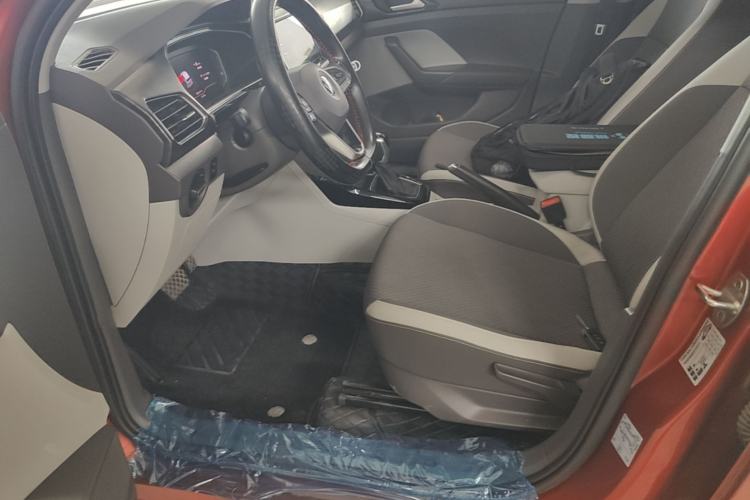 Used Volkswagen Tacqua 2020 1.5L Automatic Yue Left Front Seat