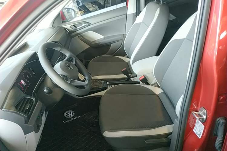Used Volkswagen Tacqua 2020 1.5L Automatic Yue Left Front Seat