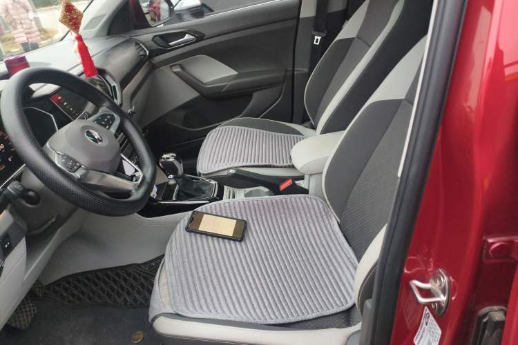 Used Volkswagen Tacqua 2020 1.5L Automatic Yue Left Front Seat