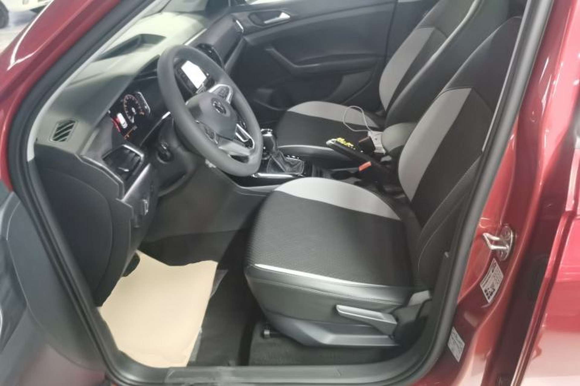 Used Volkswagen Tacqua 2020 1.5L Automatic Yue Left Front Seat