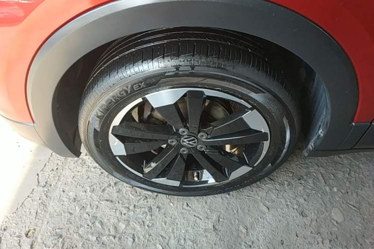 Used Volkswagen Tacqua 2020 1.5L Automatic Yue Left Front Wheel Hub