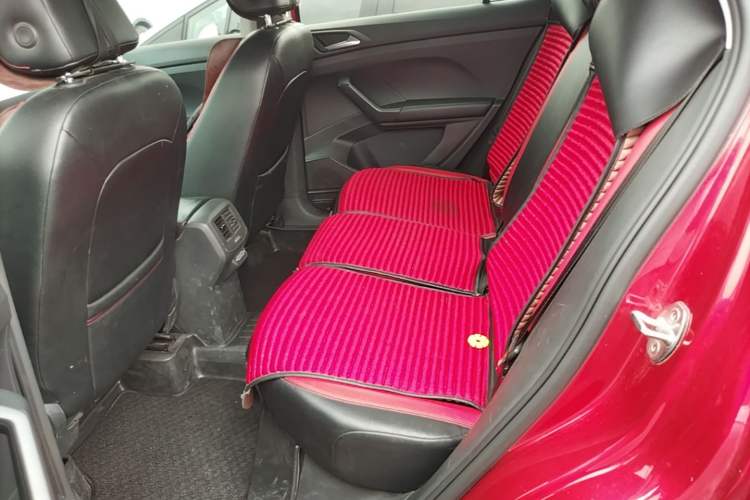 Used Volkswagen Tacqua 2020 1.5L Automatic Shang Left Rear Seat