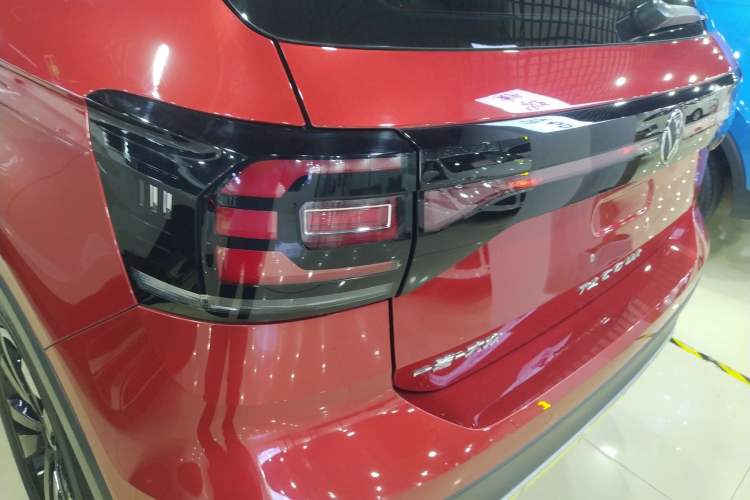 Used Volkswagen Tacqua 2020 1.5L Automatic Yue Left Rear Taillight