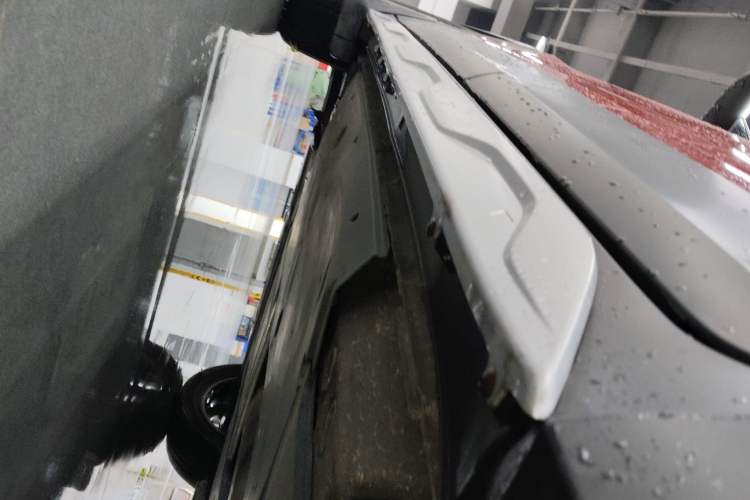 Used Volkswagen Tacqua 2020 1.5L Automatic Yue Left Side Sill